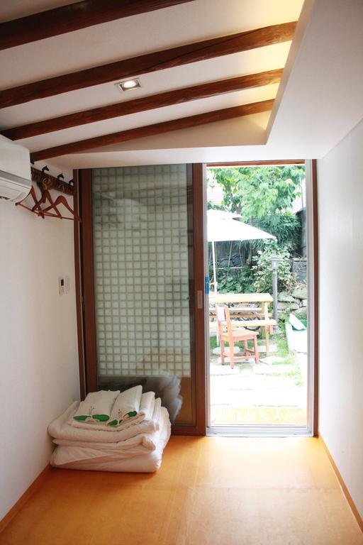 Sungsim Hanok Guesthouse Jeonju Exterior photo